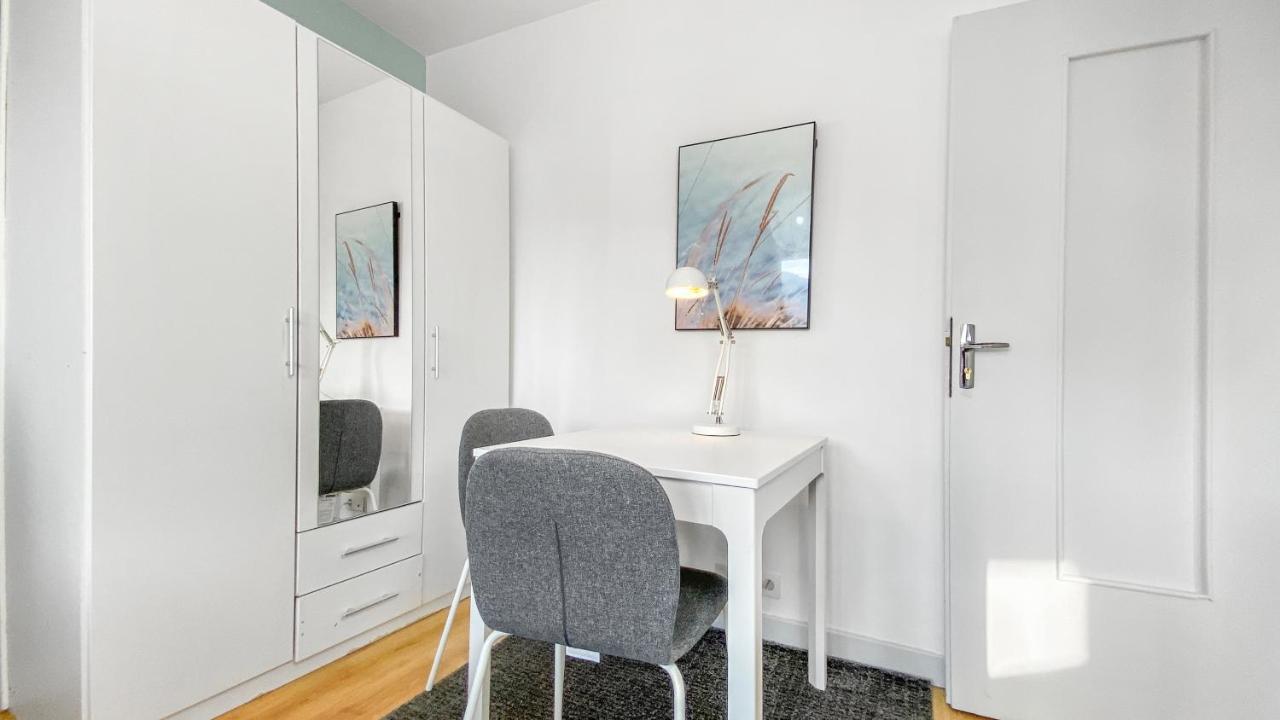 Homey Coloc Goodlife - Colocation Moderne - Chambres Privees - Wifi Et Netflix - Au Pied Du Tram Pour Geneve Ambilly Exterior foto